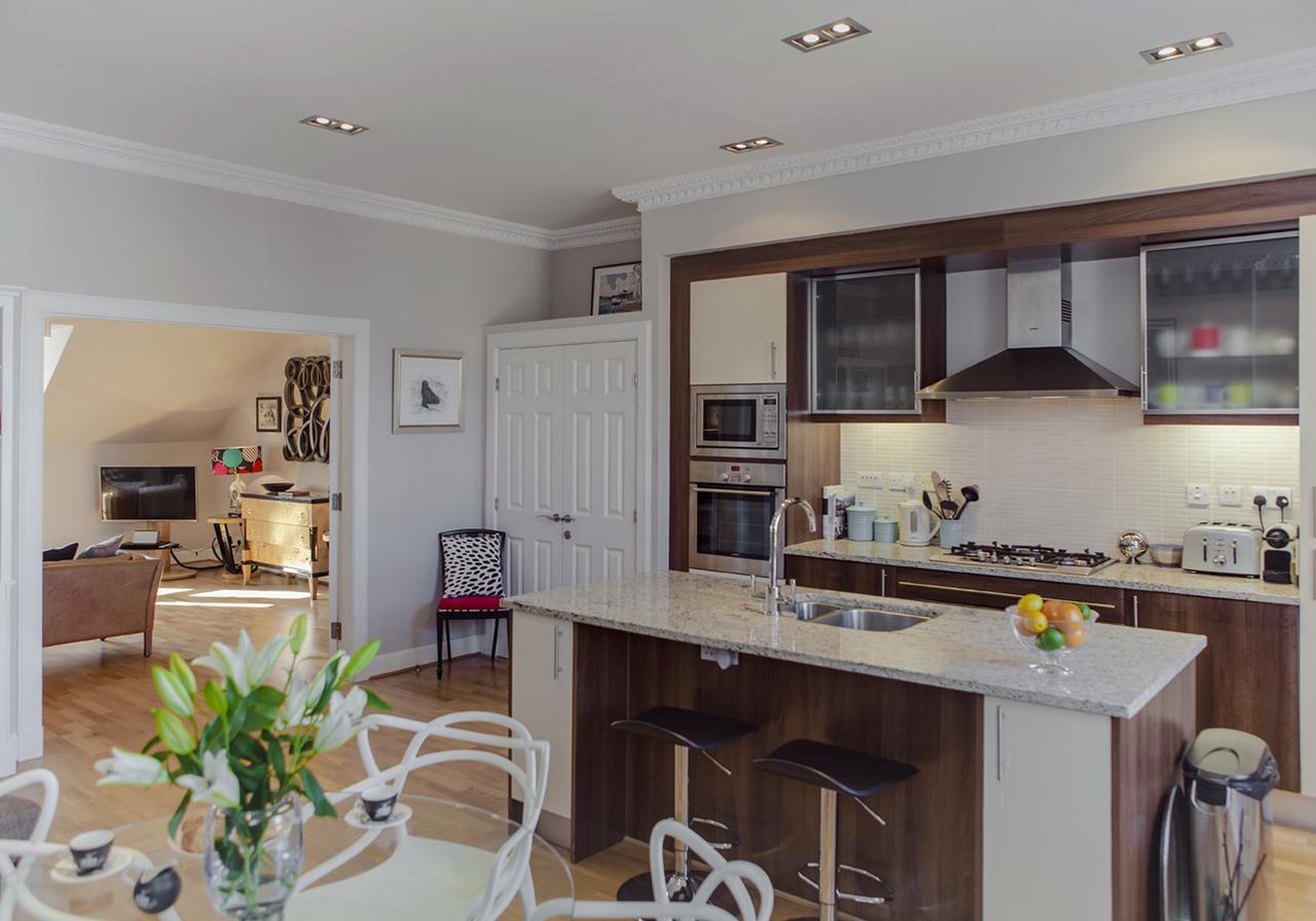 The Skyline - The Edinburgh Address Apartment Luaran gambar